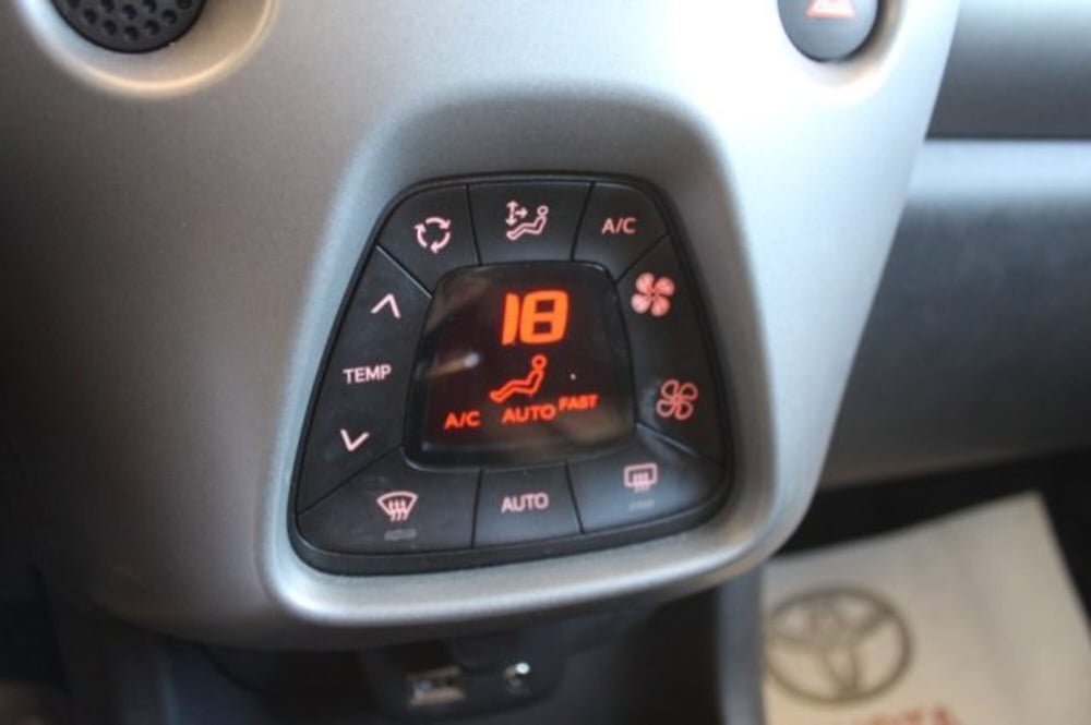 Toyota Aygo usata a Roma (19)