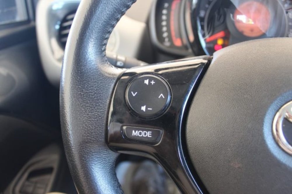 Toyota Aygo usata a Roma (20)