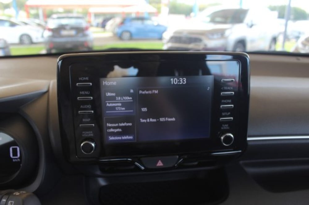 Toyota Yaris Cross usata a Roma (16)