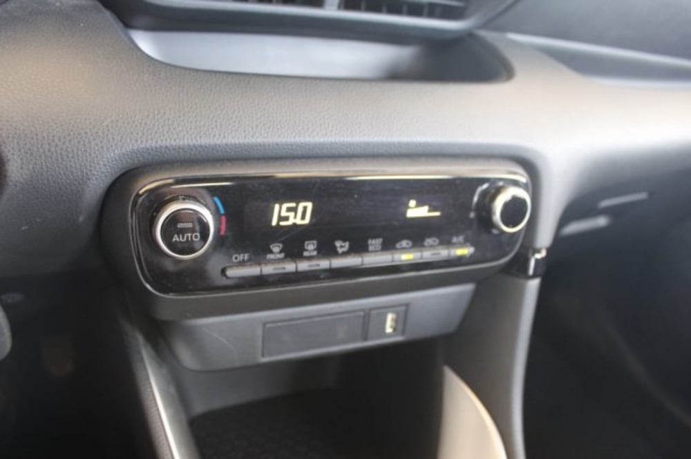 Toyota Yaris Cross usata a Roma (18)