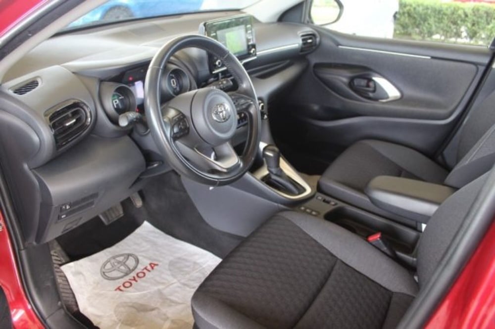 Toyota Yaris Cross usata a Roma (12)