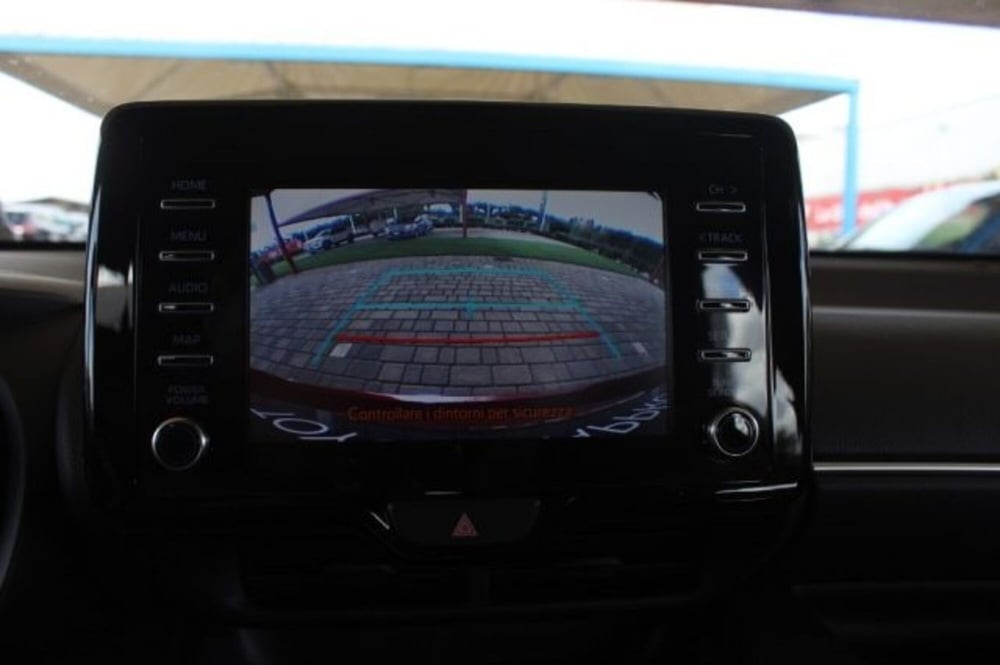 Toyota Yaris Cross usata a Roma (17)