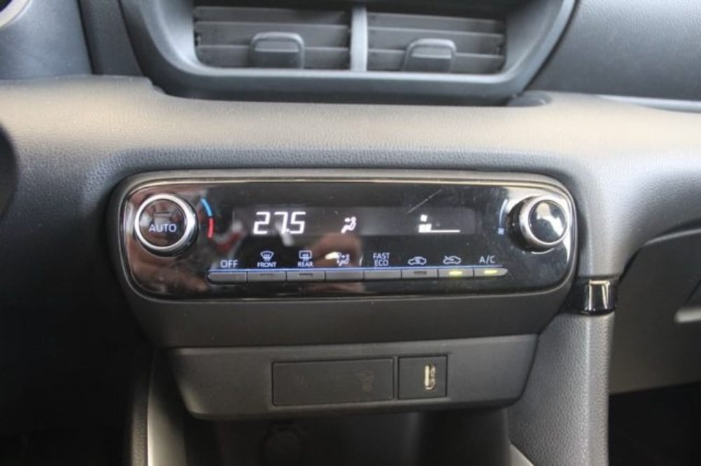 Toyota Yaris Cross usata a Roma (18)