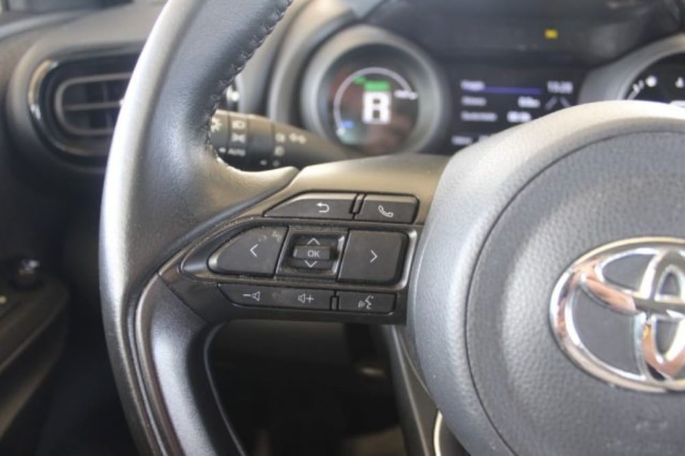 Toyota Yaris Cross usata a Roma (19)