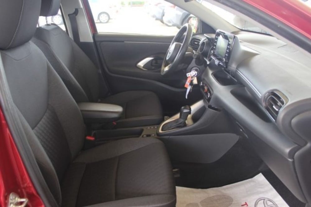Toyota Yaris Cross usata a Roma (7)