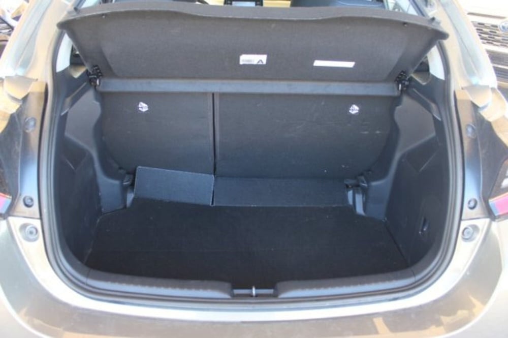 Toyota Yaris usata a Roma (11)