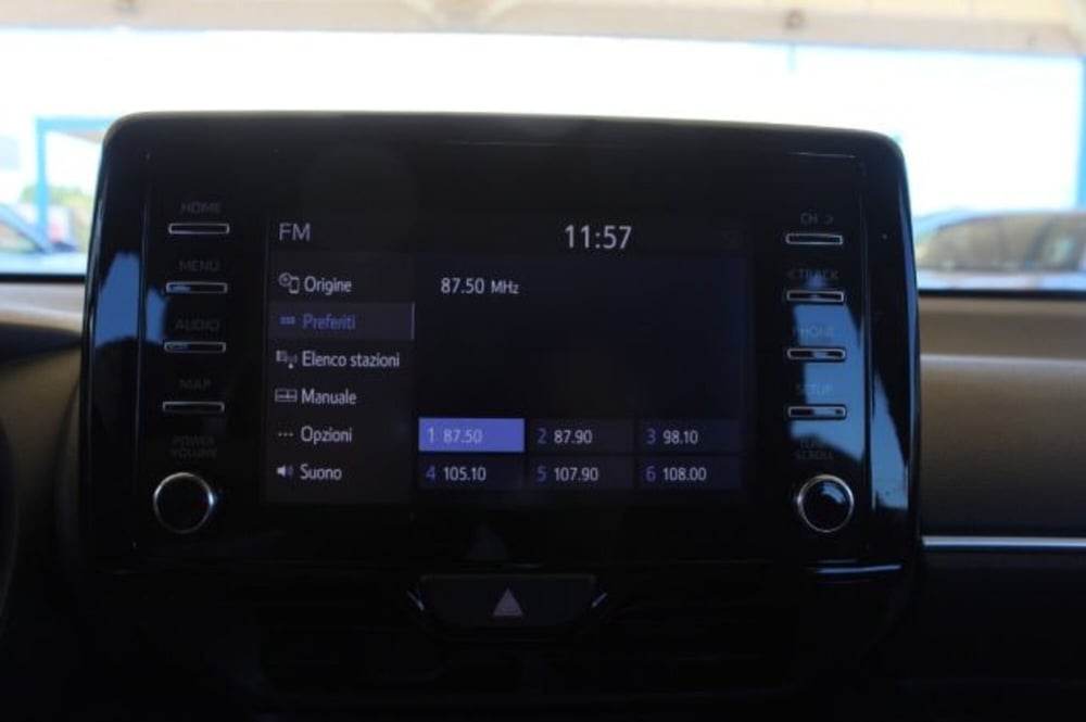 Toyota Yaris usata a Roma (17)