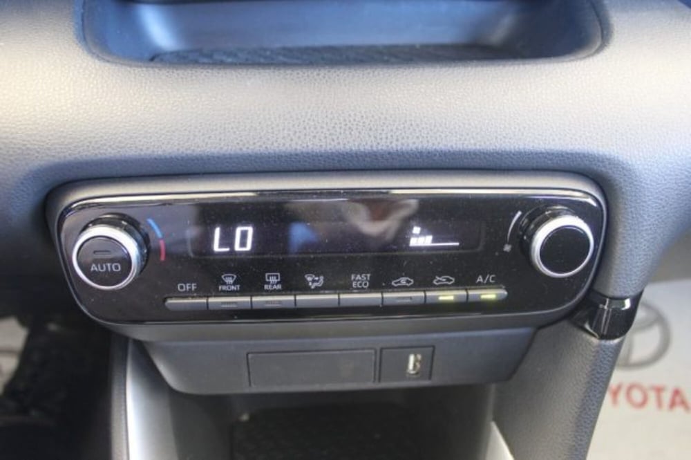 Toyota Yaris usata a Roma (18)