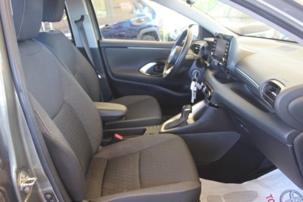Toyota Yaris usata a Roma (7)
