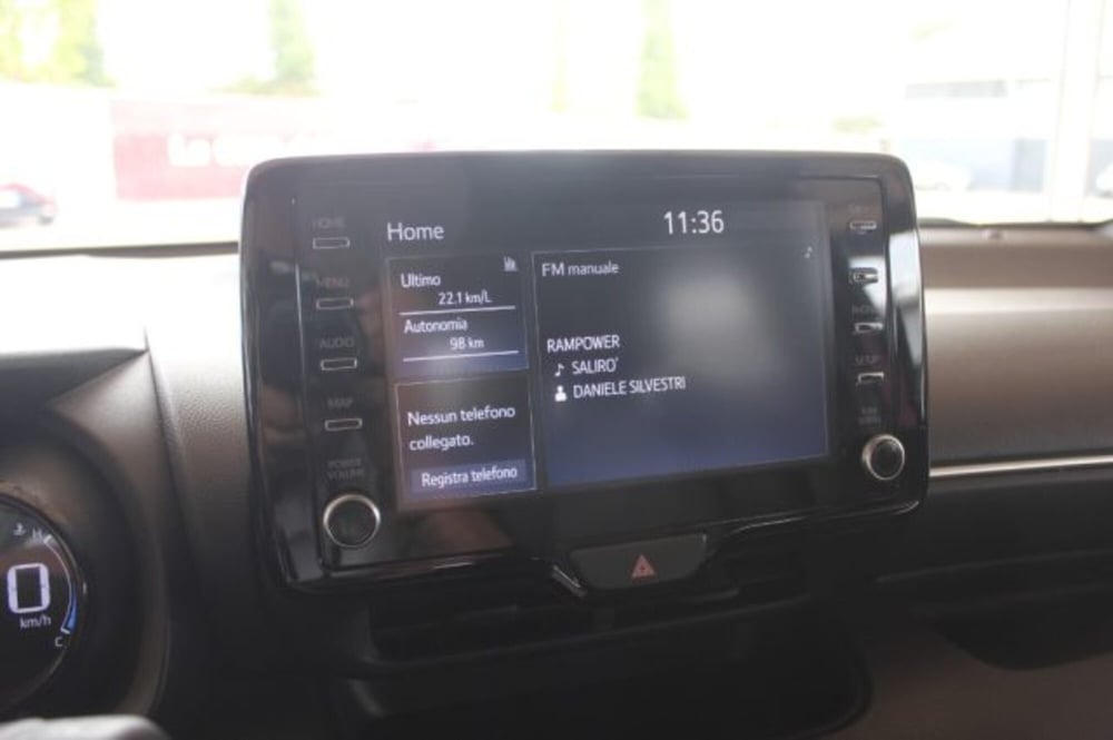 Toyota Yaris usata a Roma (17)