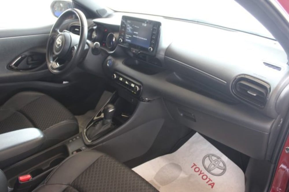 Toyota Yaris usata a Roma (6)