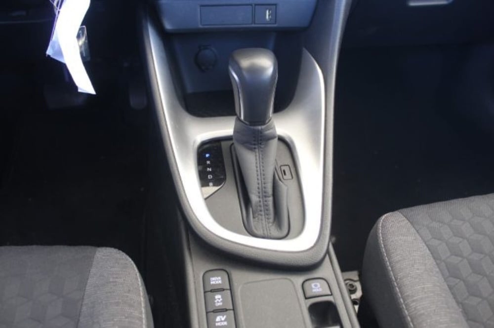 Toyota Yaris Cross usata a Roma (11)