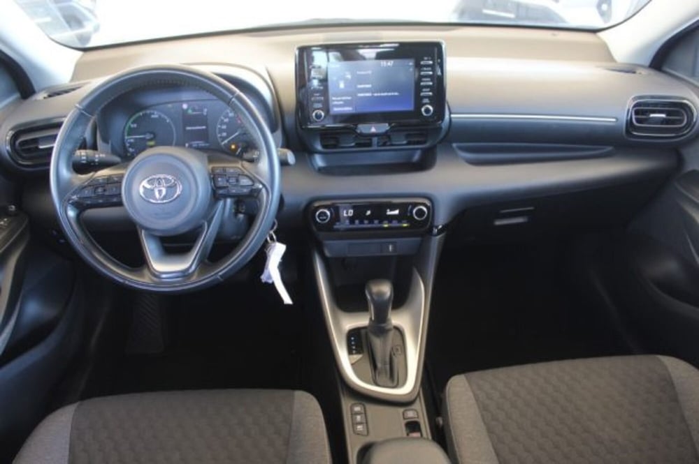 Toyota Yaris Cross usata a Roma (6)