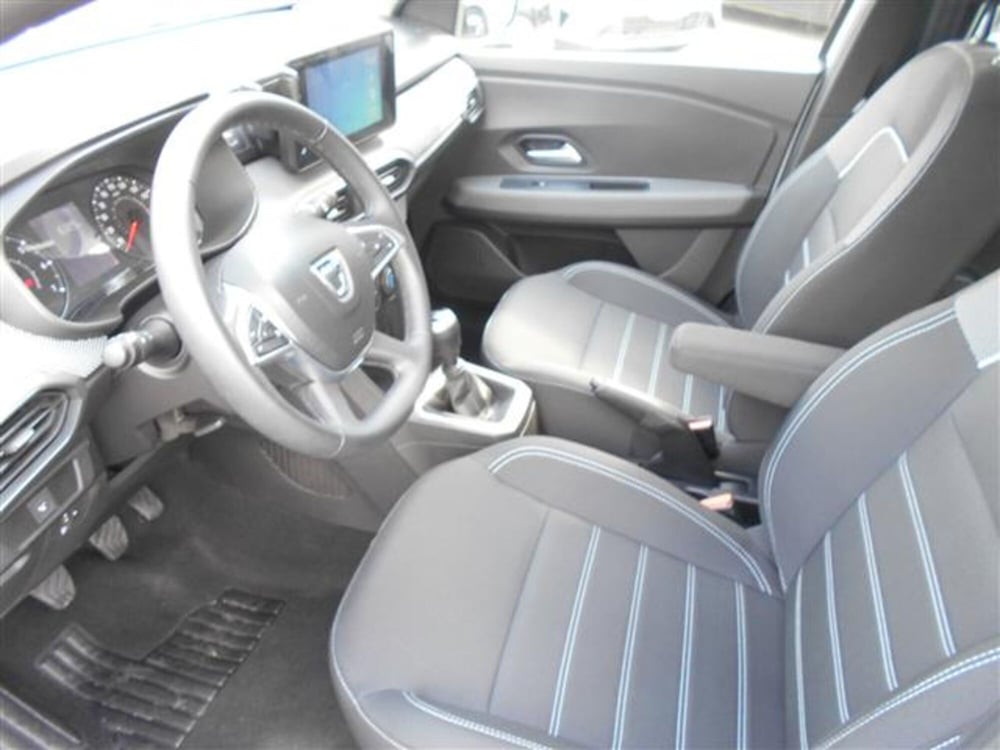 Dacia Sandero usata a Firenze (5)