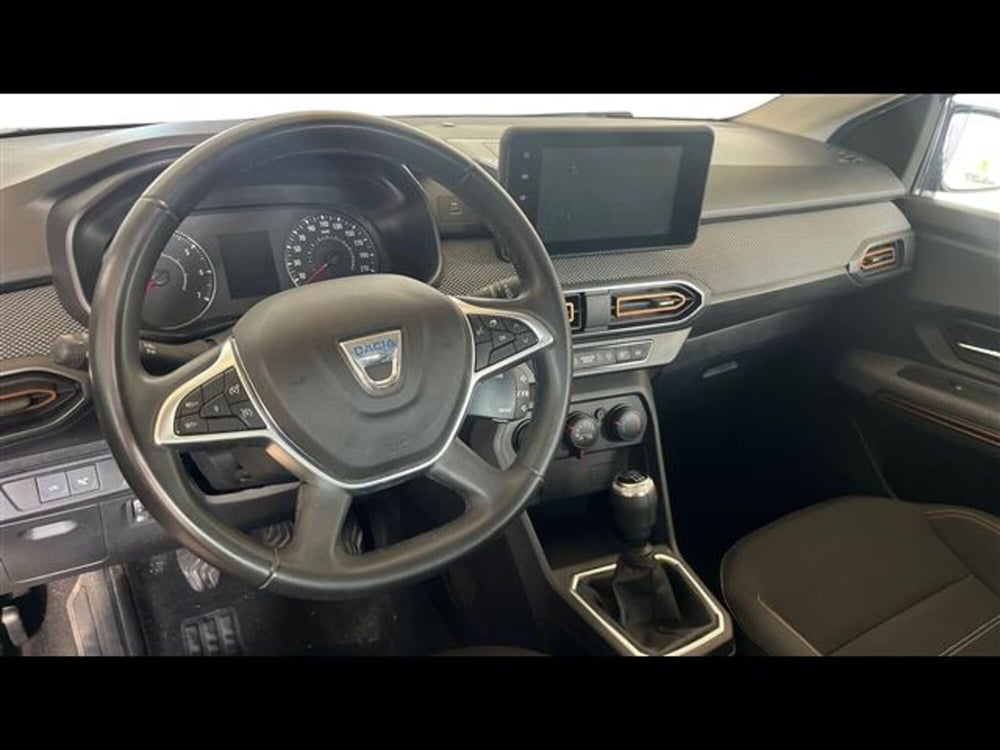 Dacia Sandero usata a Catania (7)