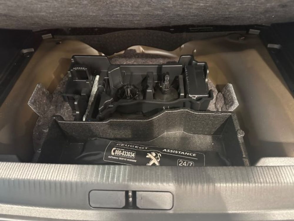 Peugeot 2008 usata a Reggio Emilia (11)