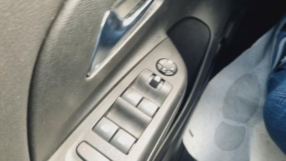 Opel Corsa usata a Savona (9)