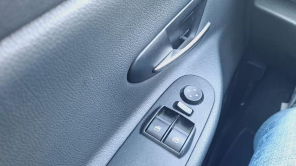 Lancia Ypsilon usata a Savona (10)