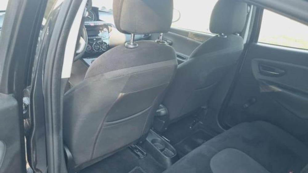 Lancia Ypsilon usata a Savona (15)