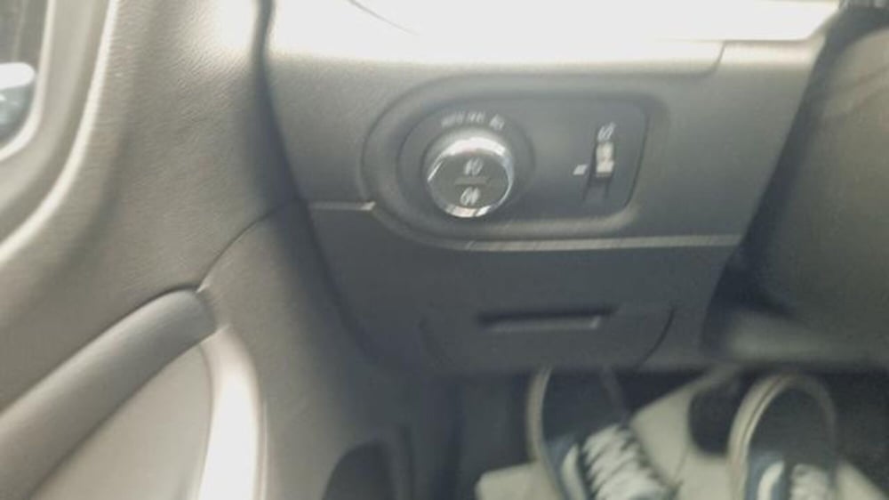 Opel Grandland usata a Savona (12)