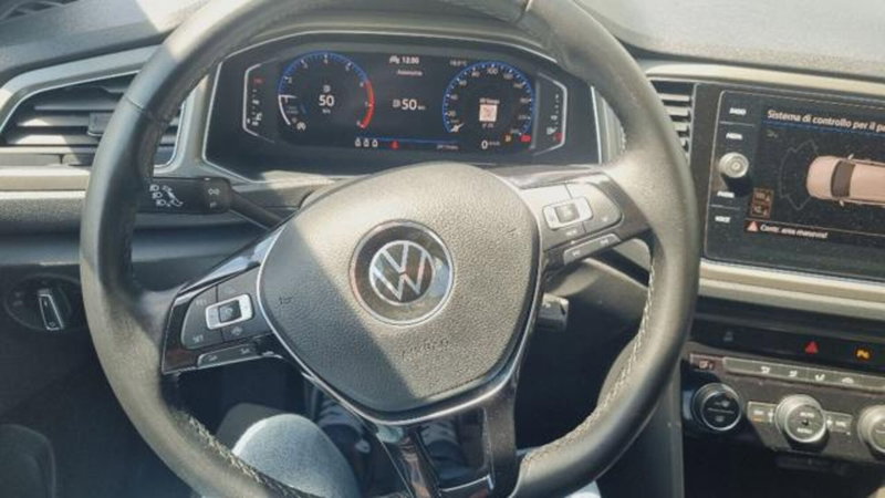 Volkswagen T-Roc usata a Savona (11)