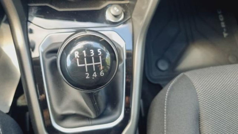 Volkswagen T-Roc usata a Savona (7)