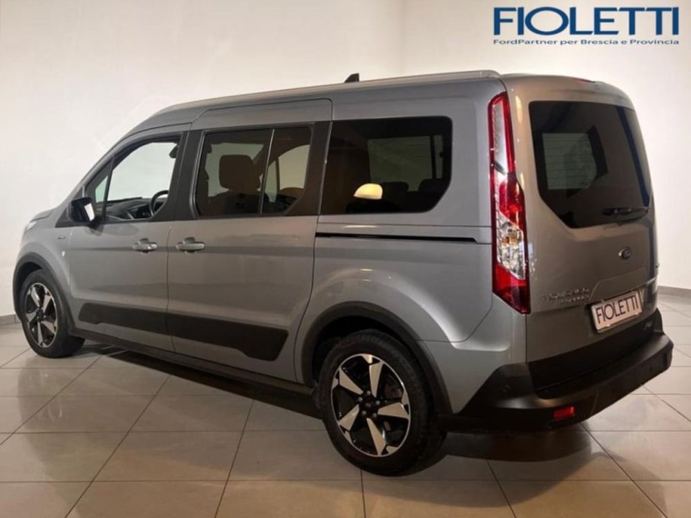 Ford Tourneo Connect usata a Brescia (2)