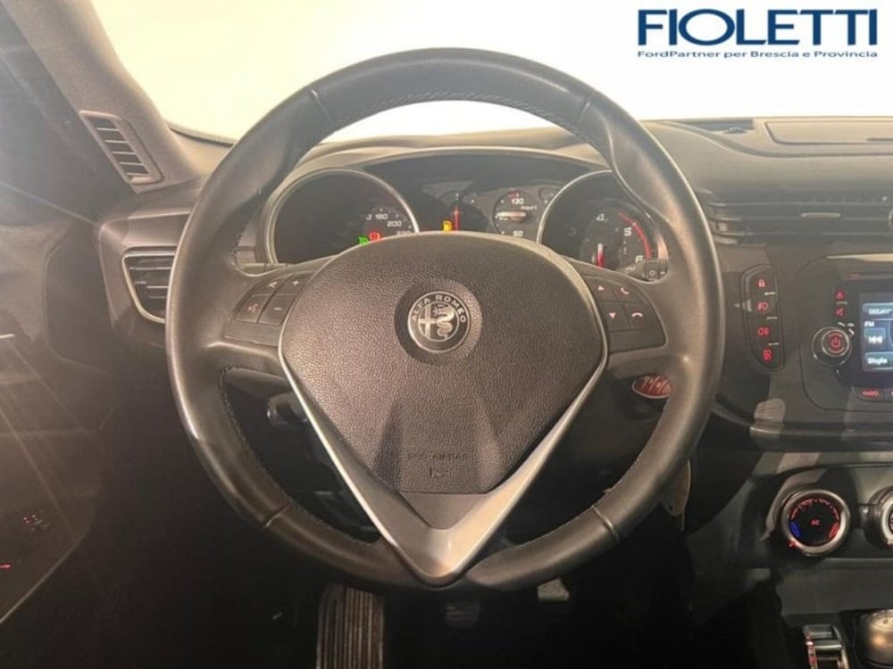 Alfa Romeo Giulietta usata a Brescia (7)