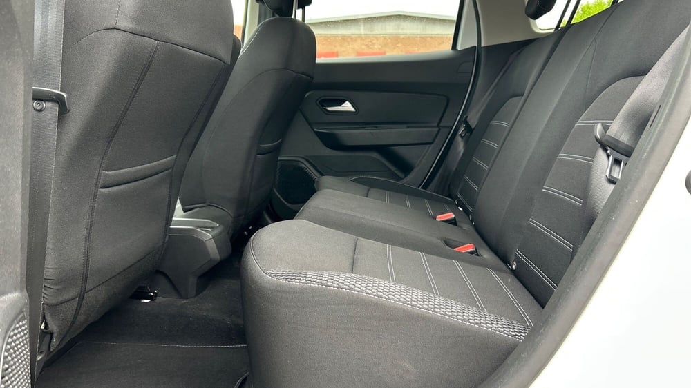 Dacia Duster usata a Parma (19)