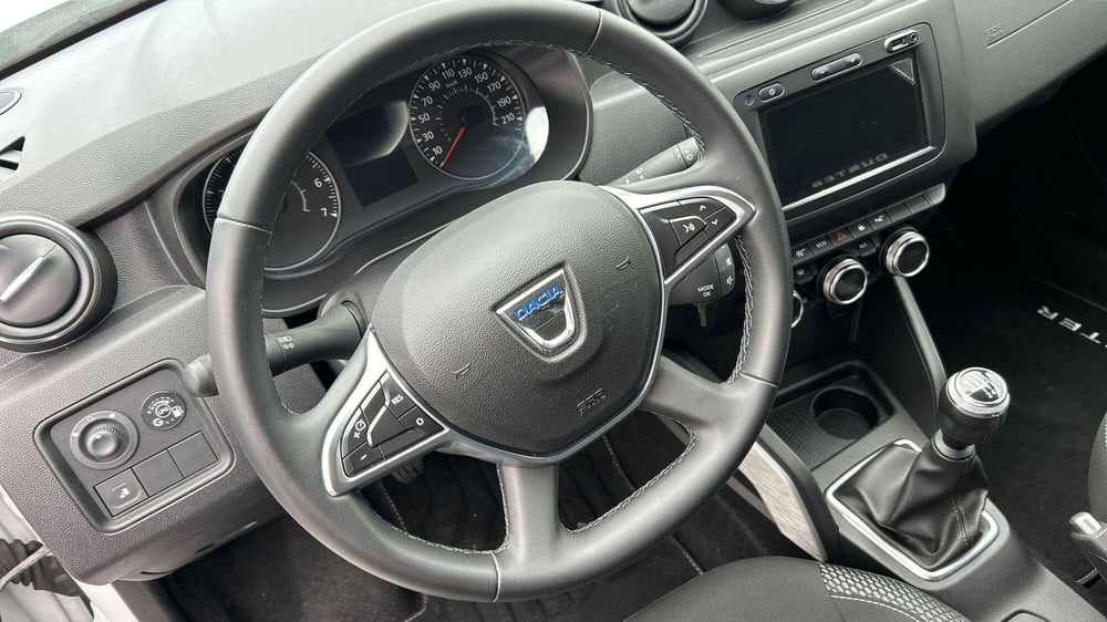 Dacia Duster usata a Parma (7)