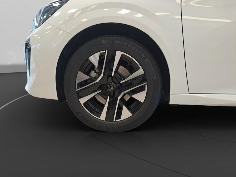 Peugeot 208 nuova a Genova (17)