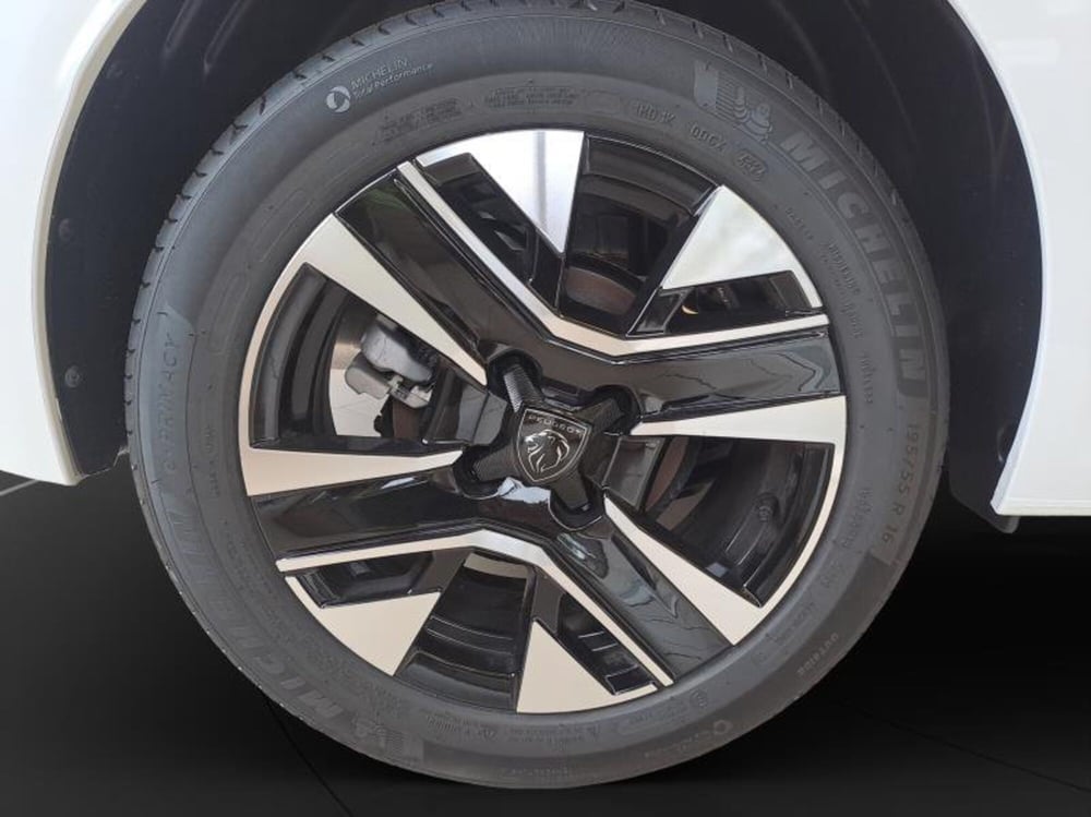 Peugeot 208 nuova a Genova (18)