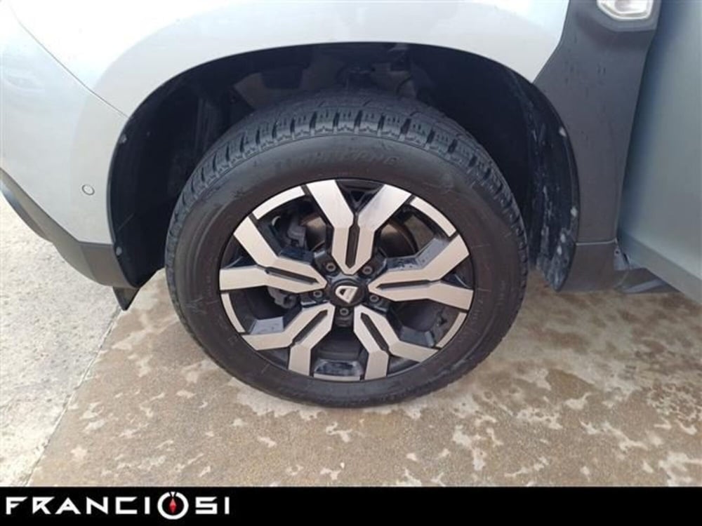 Dacia Duster usata a Modena (13)
