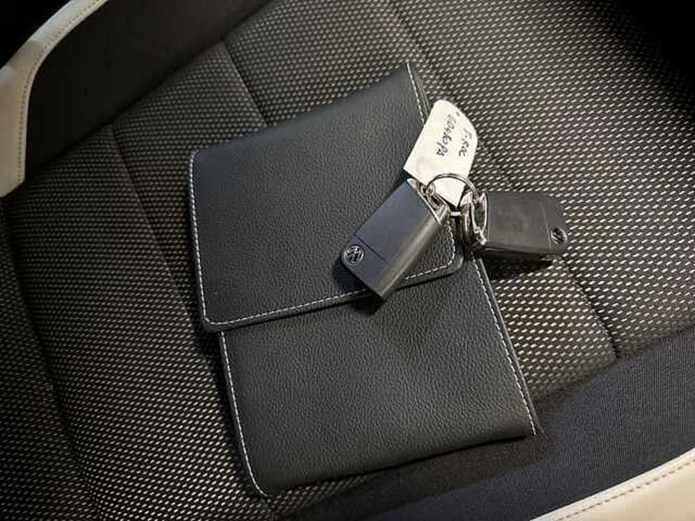Volkswagen T-Roc usata a Prato (19)
