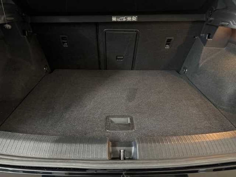 Volkswagen T-Roc usata a Prato (8)