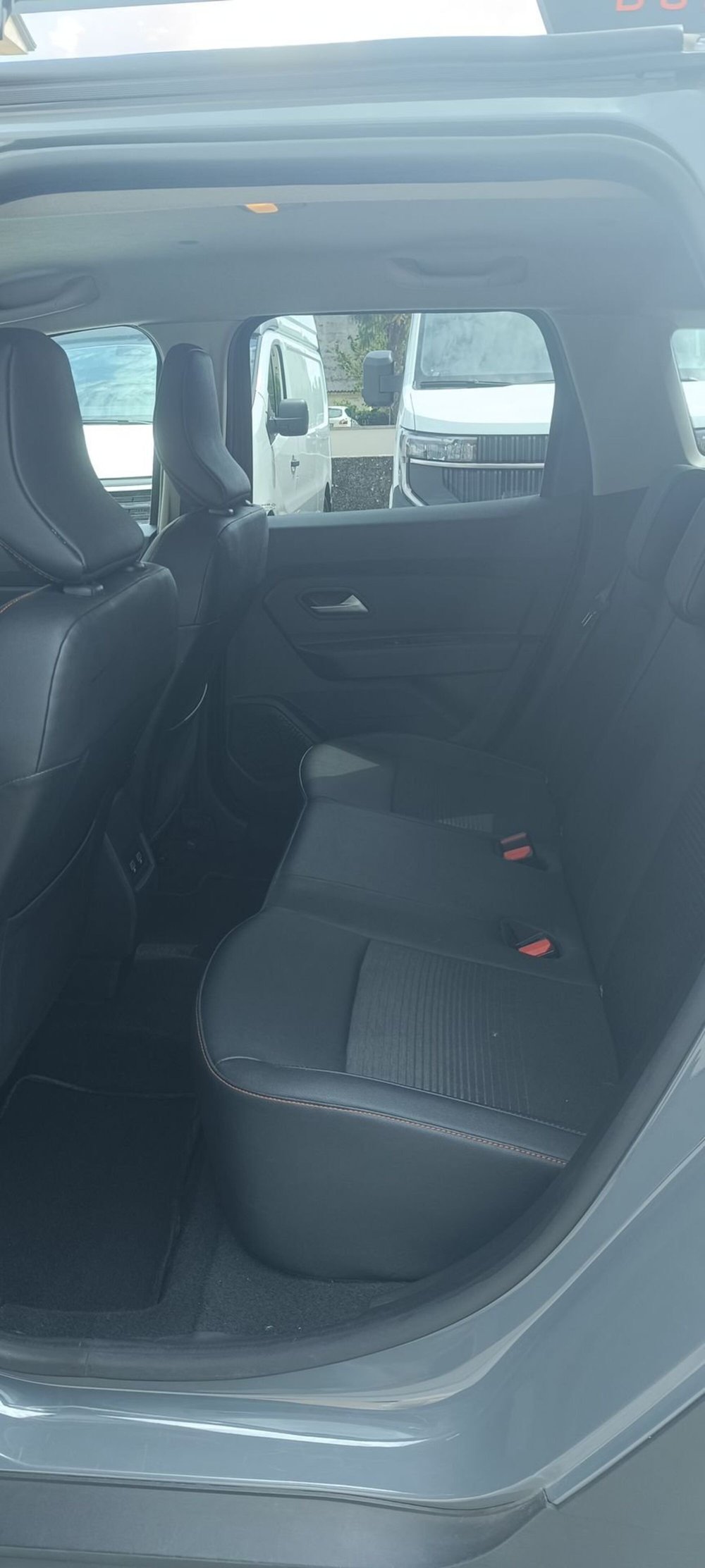 Dacia Duster usata a Frosinone (10)