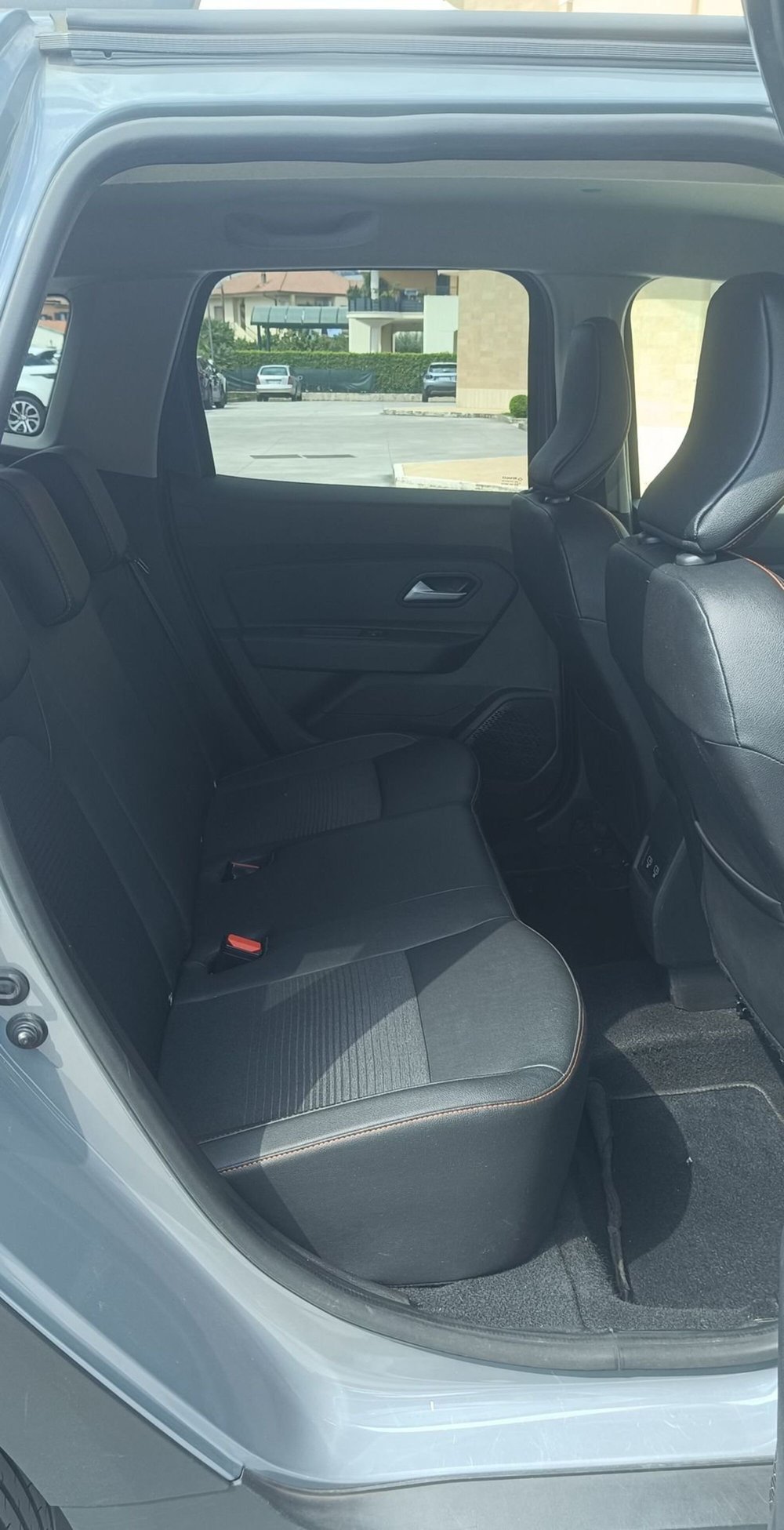 Dacia Duster usata a Frosinone (11)