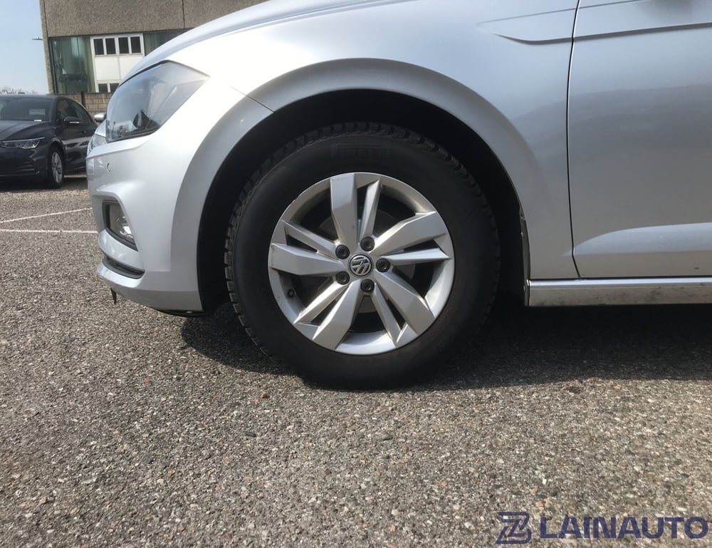 Volkswagen Polo usata a Milano (13)