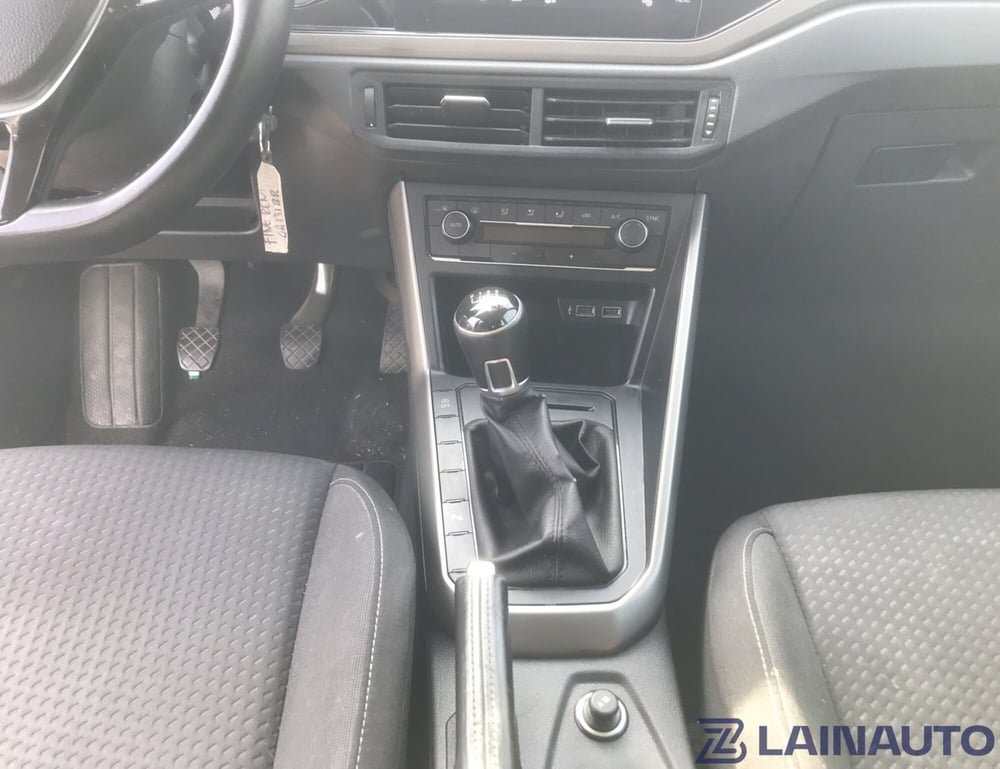Volkswagen Polo usata a Milano (18)