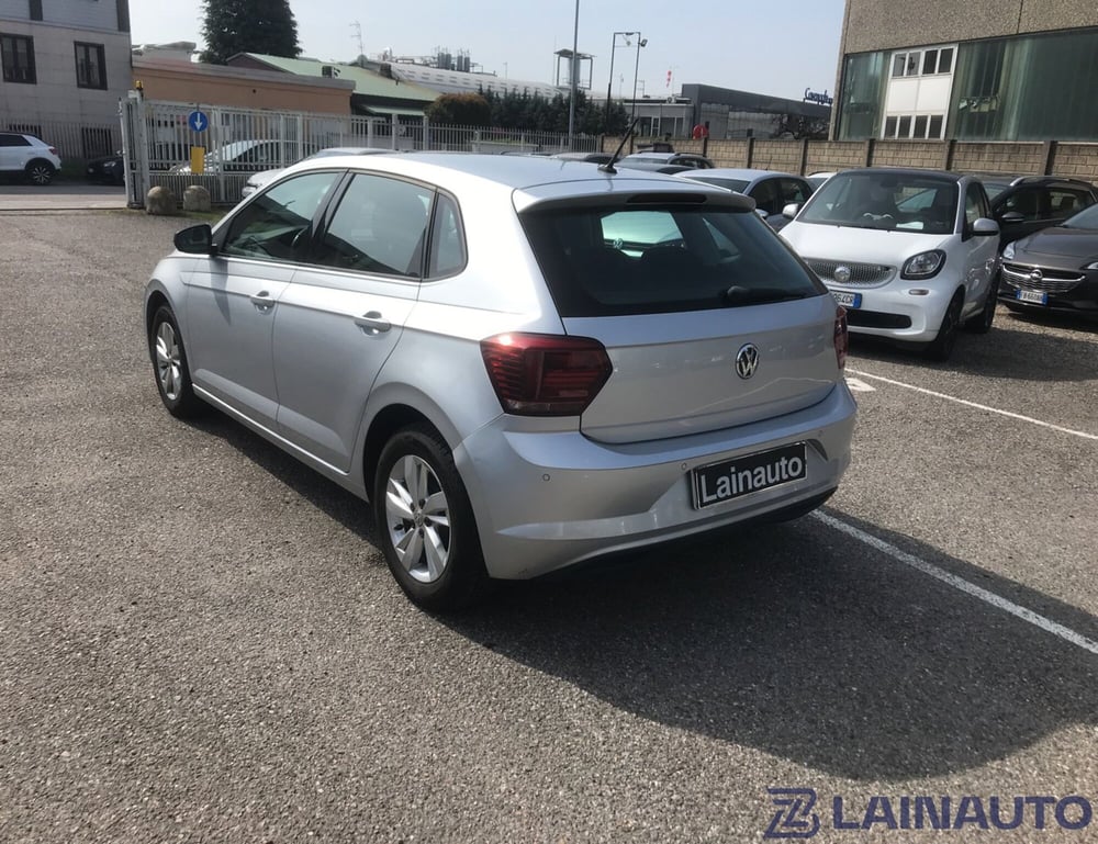 Volkswagen Polo usata a Milano (7)