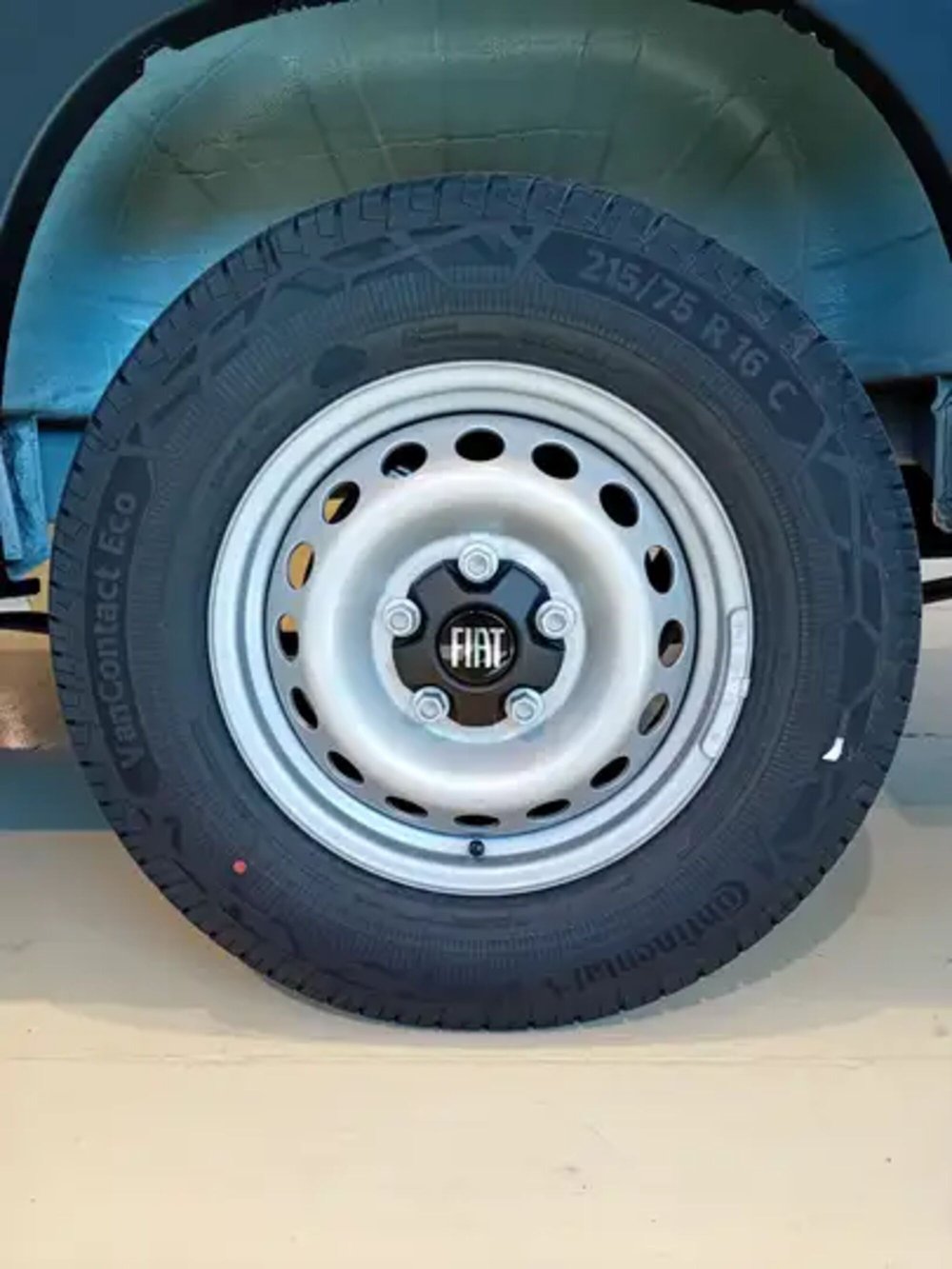 Fiat Ducato Furgone Vetrato nuova a Milano (6)