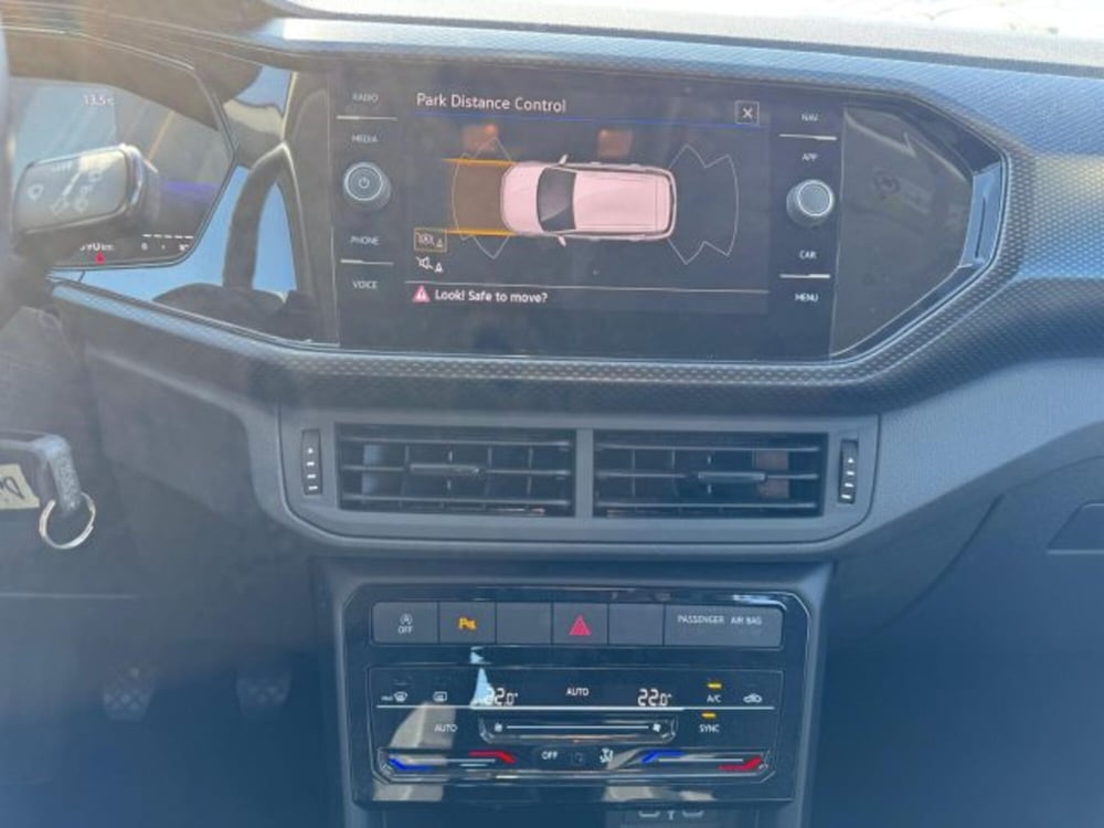 Volkswagen T-Cross usata a Biella (11)