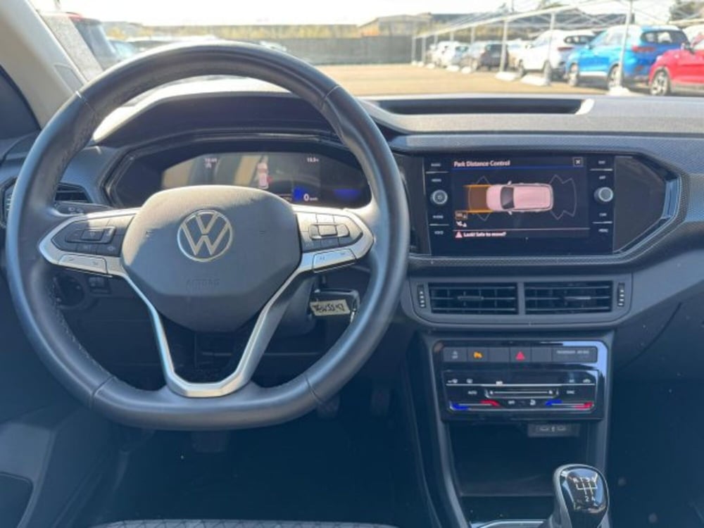 Volkswagen T-Cross usata a Biella (17)