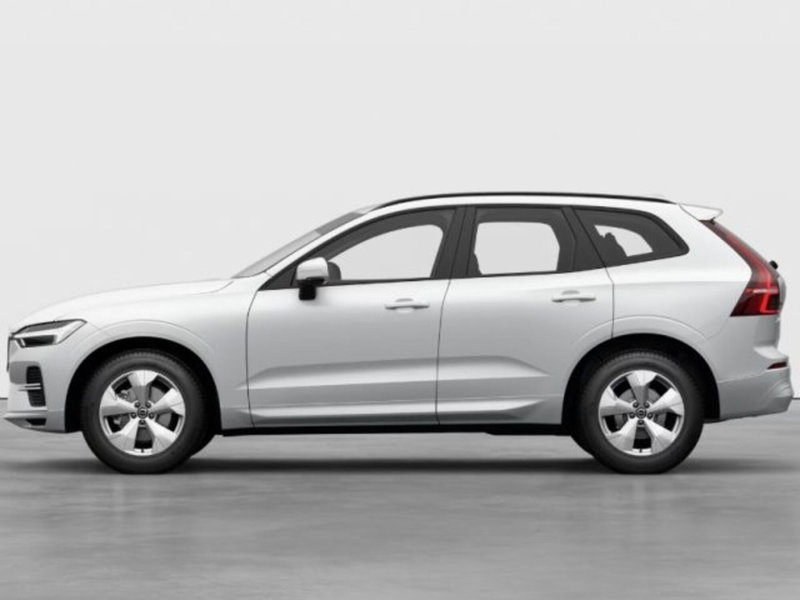 Volvo XC60 nuova a Modena (3)