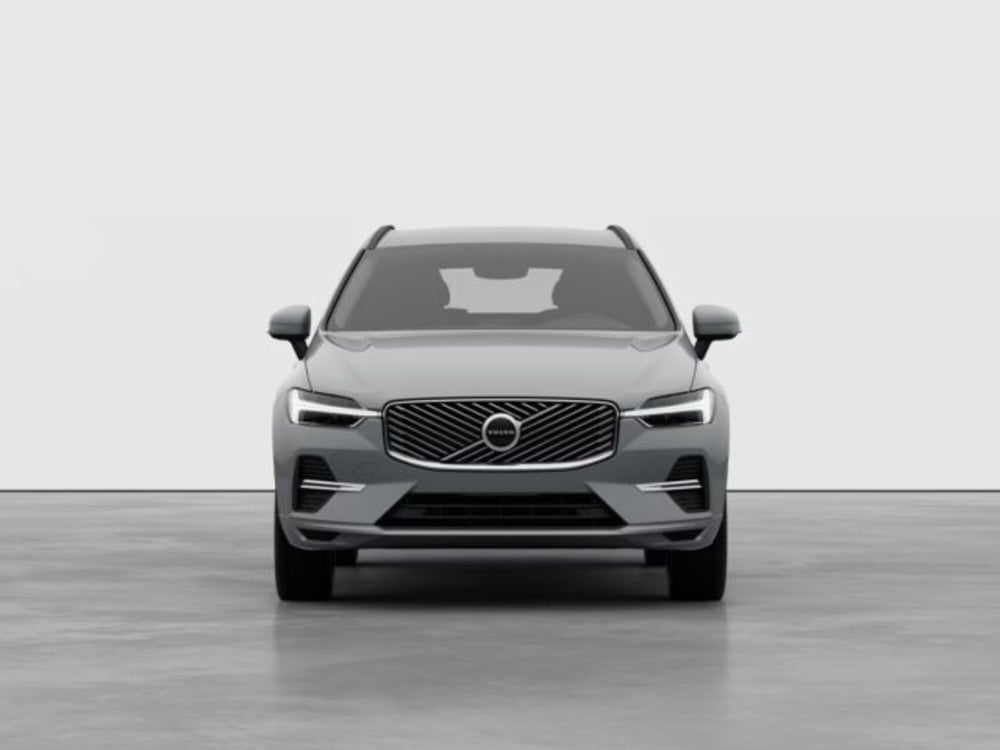 Volvo XC60 nuova a Modena (7)