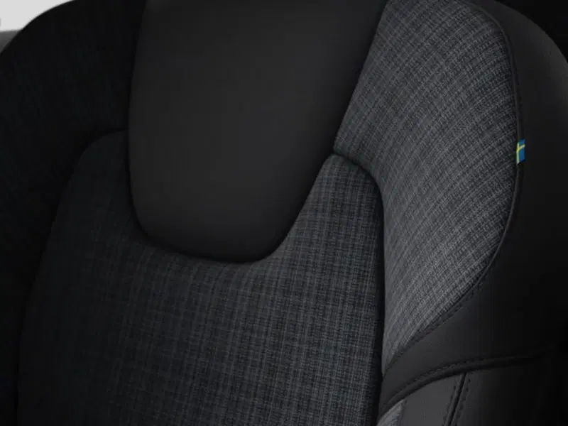 Volvo XC60 nuova a Modena (15)