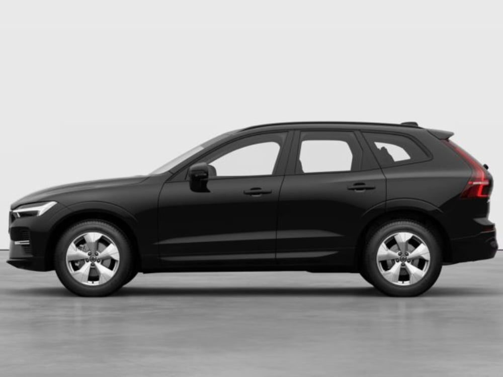 Volvo XC60 nuova a Modena (3)