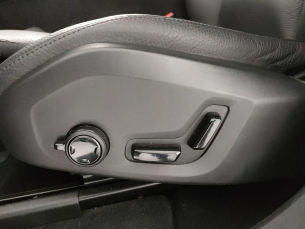 Volvo XC60 usata a Modena (16)