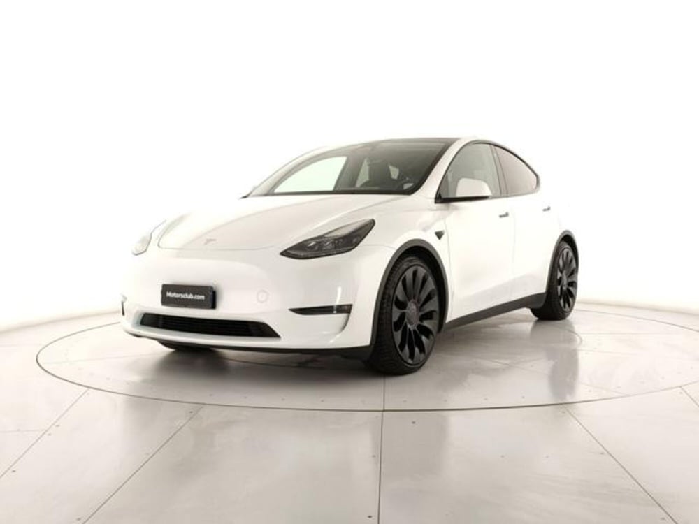 Tesla Model Y usata a Modena (2)