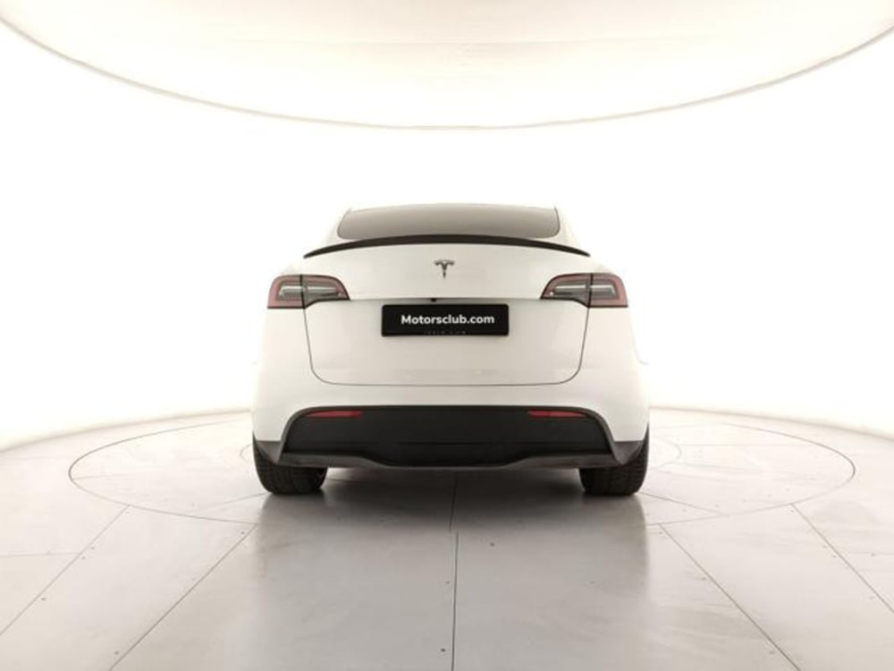 Tesla Model Y usata a Modena (4)